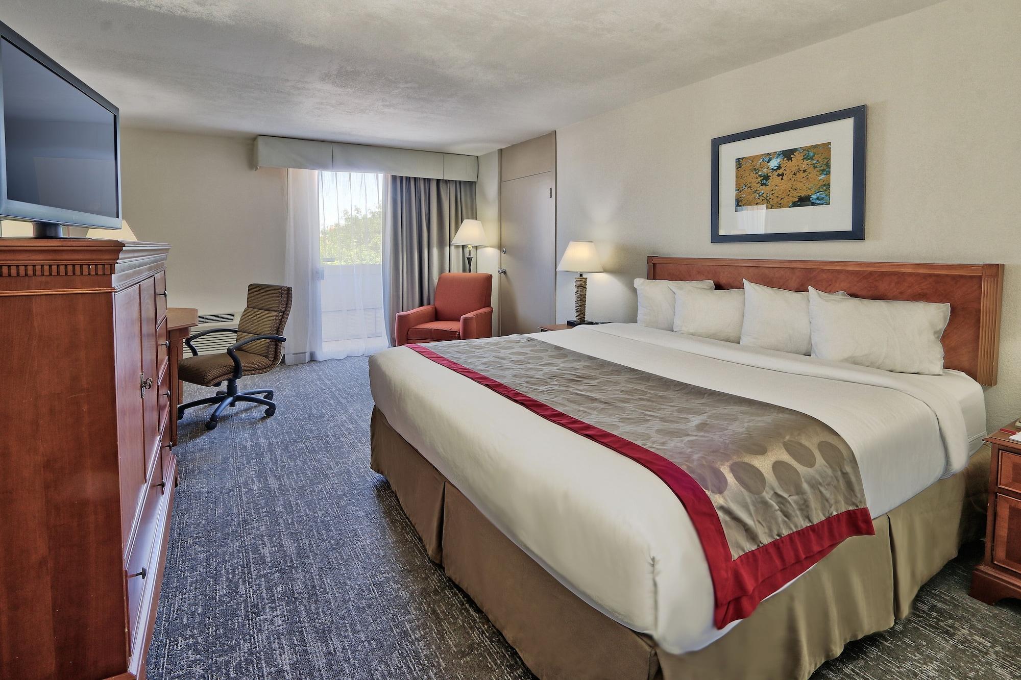 Hotel Ramada By Wyndham Albuquerque Midtown Exterior foto